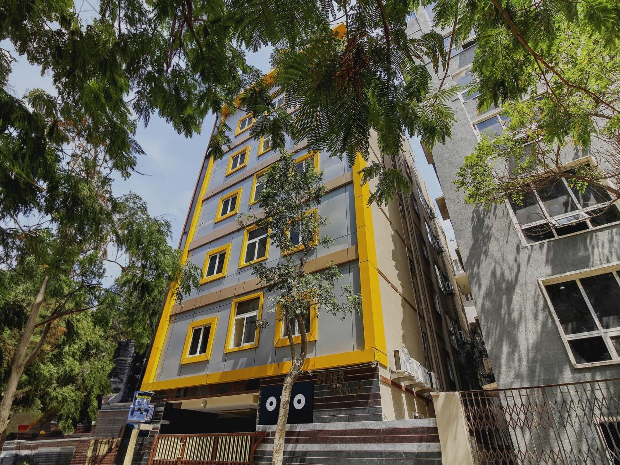 Super Hotel O New Cyber Grand Madhapur Kondapur  Exteriör bild